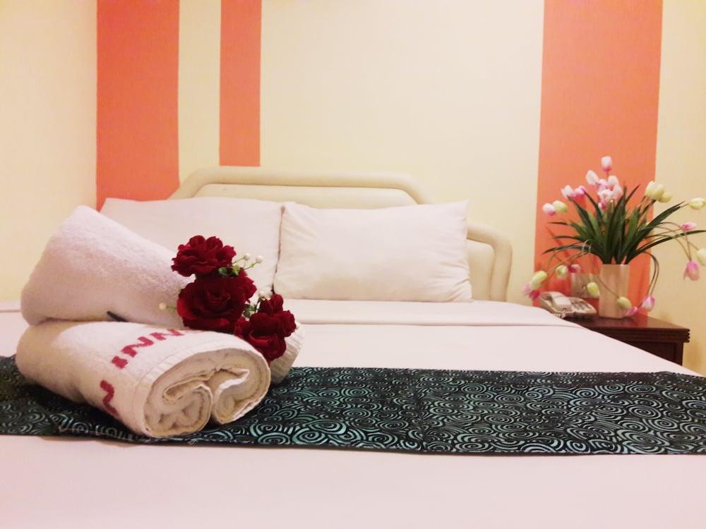Sun Inns Hotel D'Mind Seri Kembangan Buitenkant foto